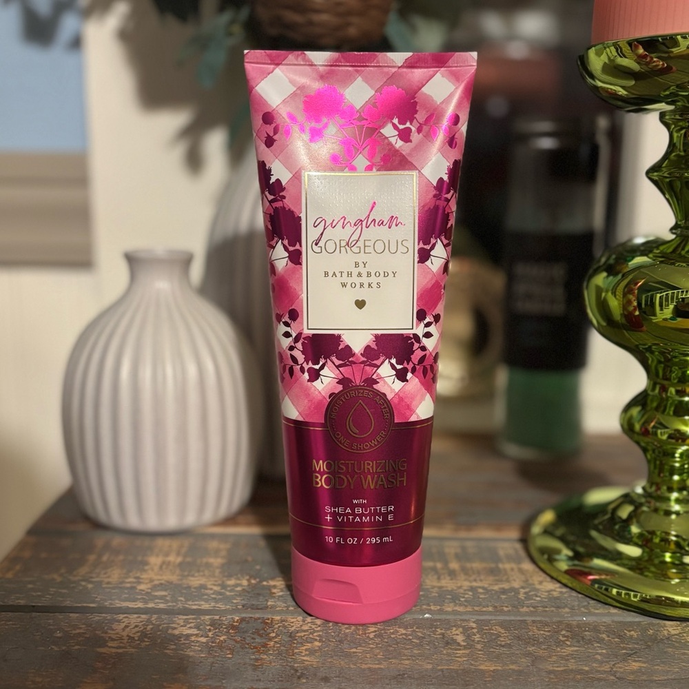Gingham Gorgeous Moisturizing Body Wash